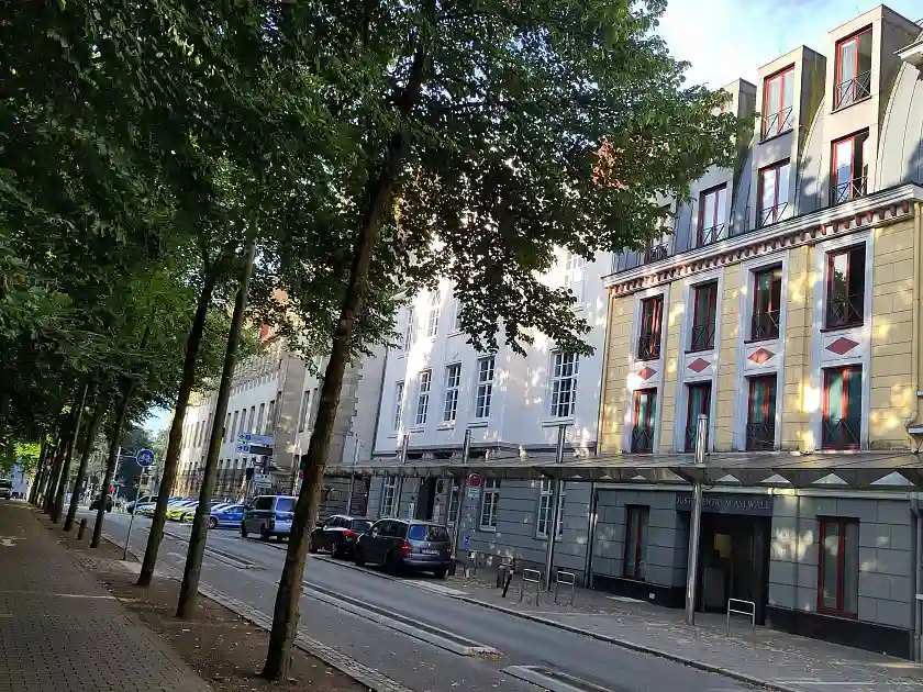 Außenansicht des Justizzentrums II